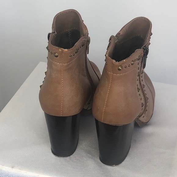 Cowboy Style Bootie - Picture 3 of 4